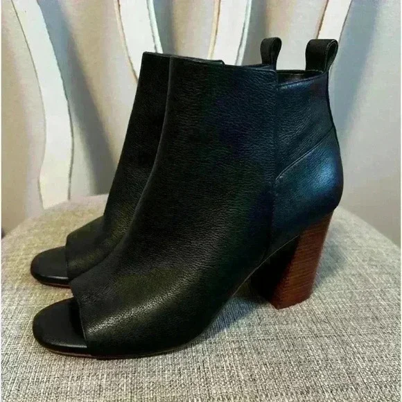 Cole Haan Chandra Booties Size 8B - Picture 2 of 8